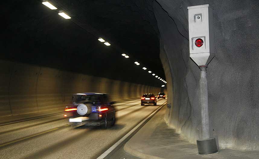 AKTIVE FOTOBOKSER: Fotobokser tar stadig flere fartssyndere i trafikken.