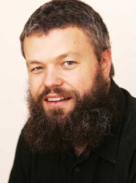 HJELPER DEG: Seniorr�dgiver ved Forbrukerr�det Torgeir Waterhouse stiller p� fredag opp p� nettm�te her p� Dagbladet.no.