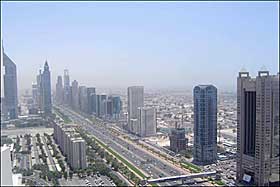 ANNO 2005: Og slik s� det ut etter utbyggingen. Byggingen av KAEC i Saudi-Arabia er inspirert av hva Emiraten i �st har f�tt til.