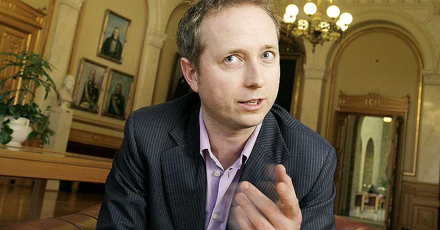 ST�TTER FORSLAG: SVs nestleder B�rd Vegard Solhjell �nsker � reversere ordingen med organdonasjon, s� en m� reservere seg mot � donere.