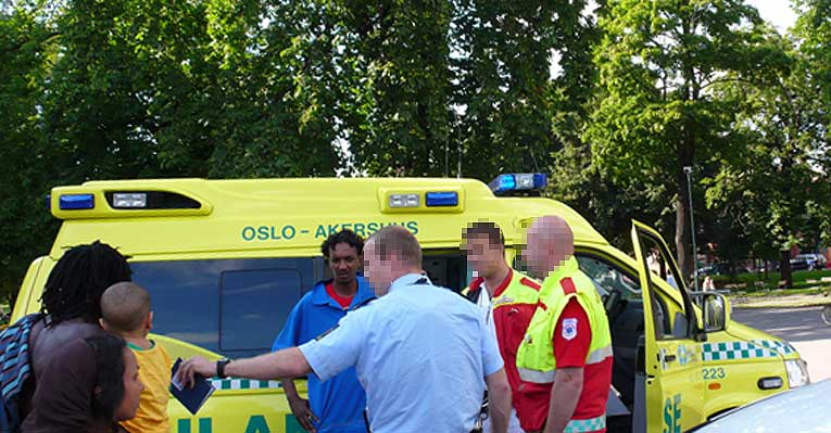  DRO UTEN ALI: Ambulansen ville ikke ta med seg Ali Haji Mohamed Farah.