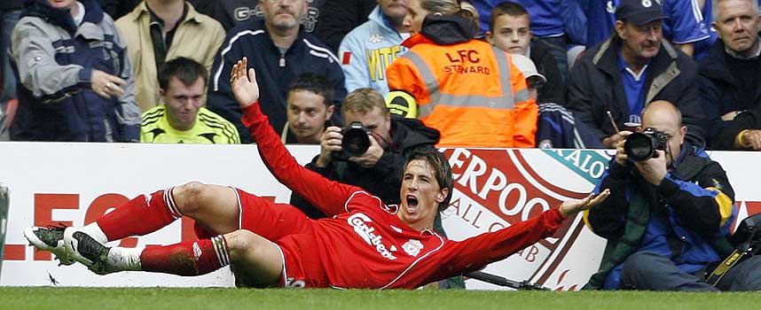 DR�MMEDEBUT: Fernando Torres spilte sin f�rste hjemmekamp p� Anfield og brukte bare et kvarter p� � score det f�rste m�let.