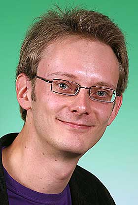 SENTERUNGDOMMEN SVARER DEG!: 16.00 svarer Senterungdom-leder, Erlend Fuglum, p� sp�rsm�l fra deg! Send inn dine sp�rsm�l her!