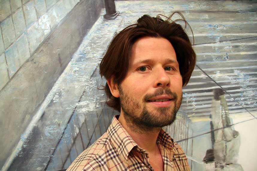 HAR MARKERT SEG: Frank Brunner lever av maleriet. Allerede f�r separatutstillingen hans �pner i Oslo, er alle bildene solgt.