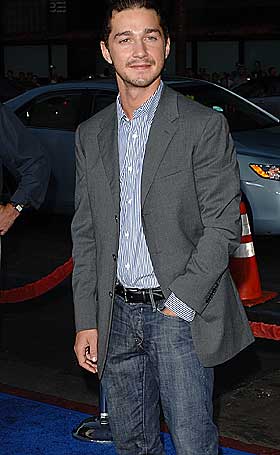 AVSL�RTE: Shia LaBeouf avsl�rte tittelen p� MTV-Awards i g�r.
