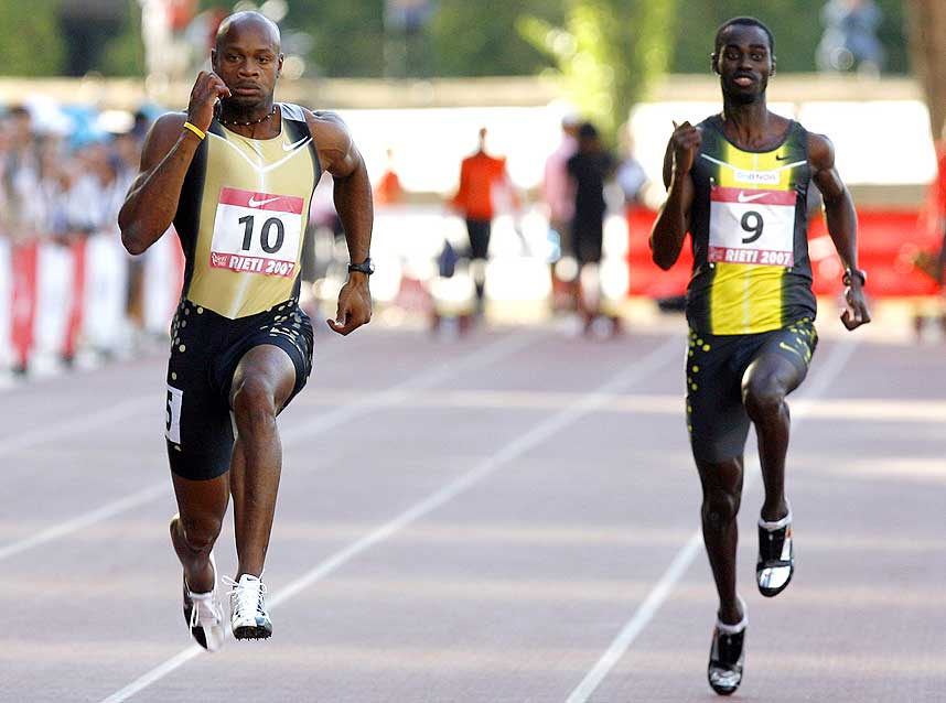 RASKEST: Jaysuma Ndure knuste alle p� dagens 100-meter i Berlin. Her avbildet med Asafa Powell fra tidligere i m�neden, da Ndure satte ny norsk rekord med 10,07.