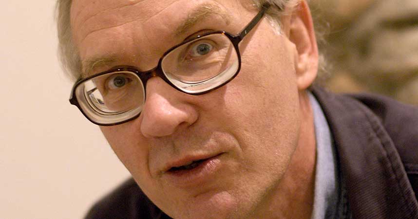 TENT HAT: Den svenske kunstneren Lars Vilks har tent terroristenes hat.