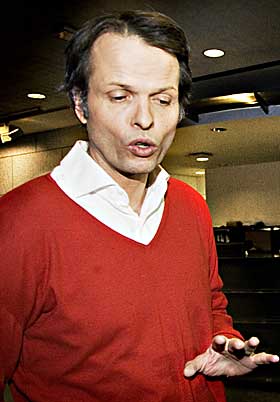 BEKLAGER:Storhaugs forlegger Erling Kagge.