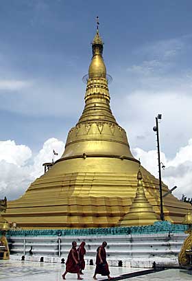 DROPPER BURMA: World Travellers kansellerer sine reiser til Burma inntil dagens regime innf�rer demokratiske prinsipper i landet.