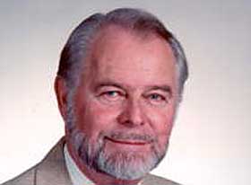 ENGASJERT:Forfatteren G. Edward Griffin er kjent for sitt engasjement mot legemiddelindustriens makt.