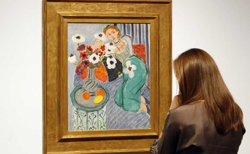 UTL�STE APPLAUS: Henri Matisses �L'Odalisque, harmonie bleue� (1937) gikk for 33,6 millioner dollar da Matisses arvinger solgte bildet i g�r kveld. Salgssummen tilsvarer 181 millioner norske kroner.
