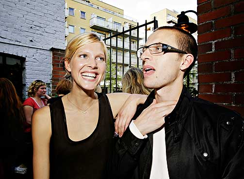 PENT PAR: Skuespiller Anders Danielsen Lie ble kåret til Norges kjekkeste mann av Elle i fjor. Han er sammen med den nest peneste jenta, modell Iselin Steiro.