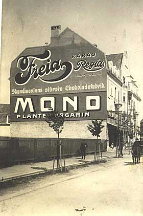 GAMMEL REKLAME: Reklame i det offentlige rom er ikke nytt. Her er et Freia-veggmaleri malt i 1922-1925, tidligere Skandinavias st�rste reklamemaleri.