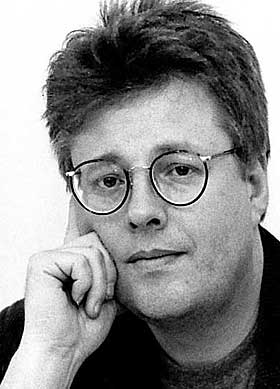 NORGESHISTORIE: Dagbladet skriver i dag at den avd�de svenskekrimforfatteren StiegLarsson i l�pet av halvannet �r har solgt 660 000b�ker i Norge. - Vi i Gyldendal har aldri opplevdat b�ker av utenlandske forfattereselger s� bra, sier informasjonskonsulent Mai Gaardsted.