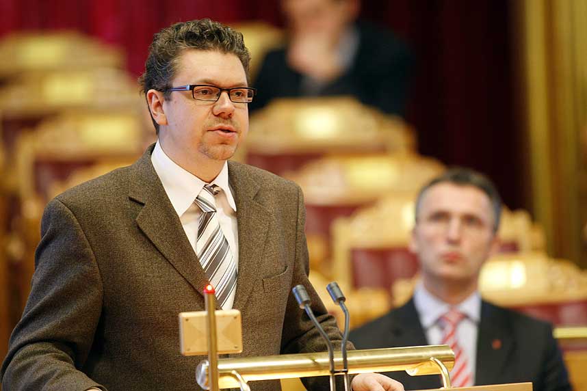 �NSKER BILLIGERE INKASSO: FrPs finanspolitiske talsmann, Ulf Leirstein, vil vurdere billig svensk inkassomodell.