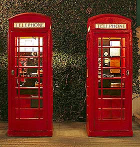 TIDLIG UTE: Den ikoniske kiosken �K1� ble f�rst satt opp i London i 1920.