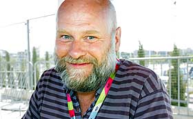 FORN�YD: Tidligere Grand Prix-kommentator Jostein Pedersen synes det var p� tide at arrang�rene fikk med s� mange spennende l�tskrivere.