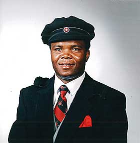 D�DE:Eugene Eijke Obiora d�de etter en politip�gripelse 7. september i fjor. Spesialenheten for politisaker �pnet etterforskning mot de fire politifolkene involvert i p�gripelsen samme dag som Obiora d�de.