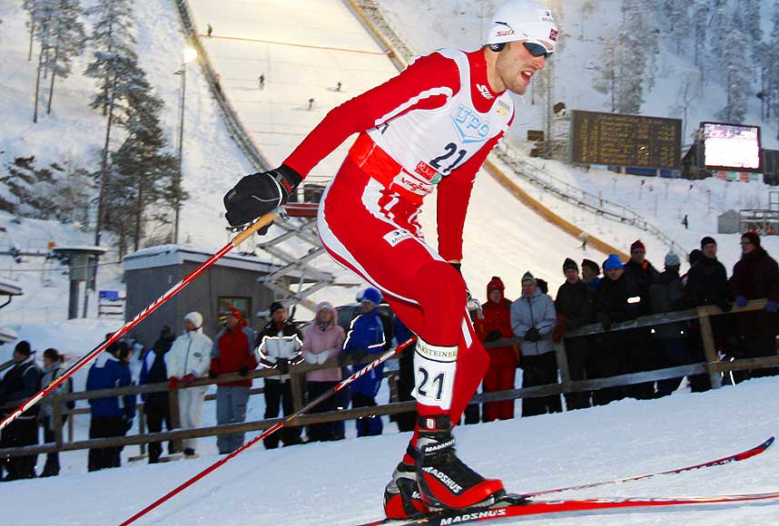 GIKK SEG OPP 13 PLASSER: Magnus Moan startet halvannet minutt bak etter hopprennet, men gikk forrykende i sporet.