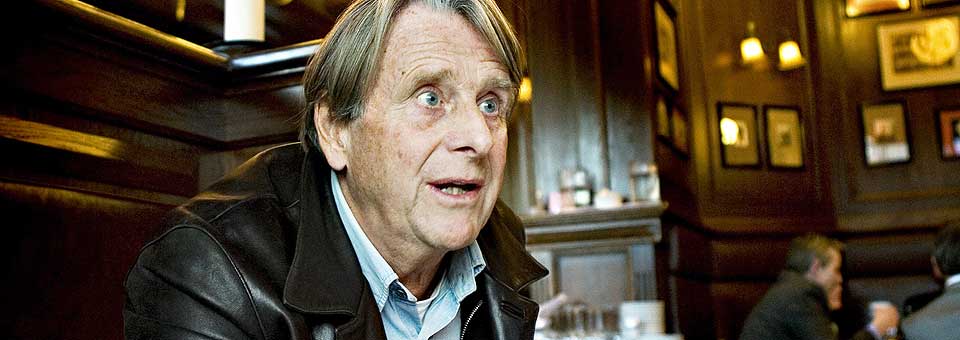 IKKE PEILING: Det er viktig at v�r intellektuelle kulturelite deler sine innsikter om v�r viktigste institusjon, skolen. Men Knut Faldbakken har s� �penbart ikke kunnskaper om det han omtaler, skriver Svein Sj�berg.