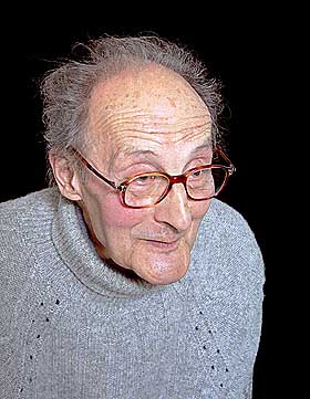 1998: Andr� Gorz avbildet som 75-�ring. Han d�de sammen med kona i 2006.