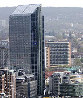 OSLO PLAZA: Plaza er i dag Oslos h�yeste bygning. Kanskje m� den se seg sl�tt i 2014.