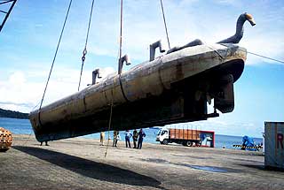 FØRT I LAND: Denne smuglerubåten ble stoppet i juli 2007 i Colombia.