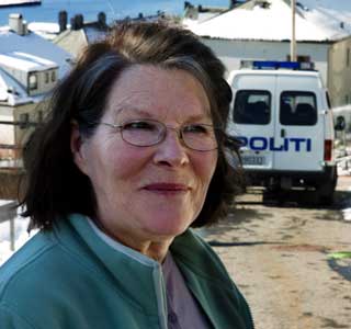 NABO: Unni Marie Svin� kjenner familien som bodde i 1. etasje i blokka.