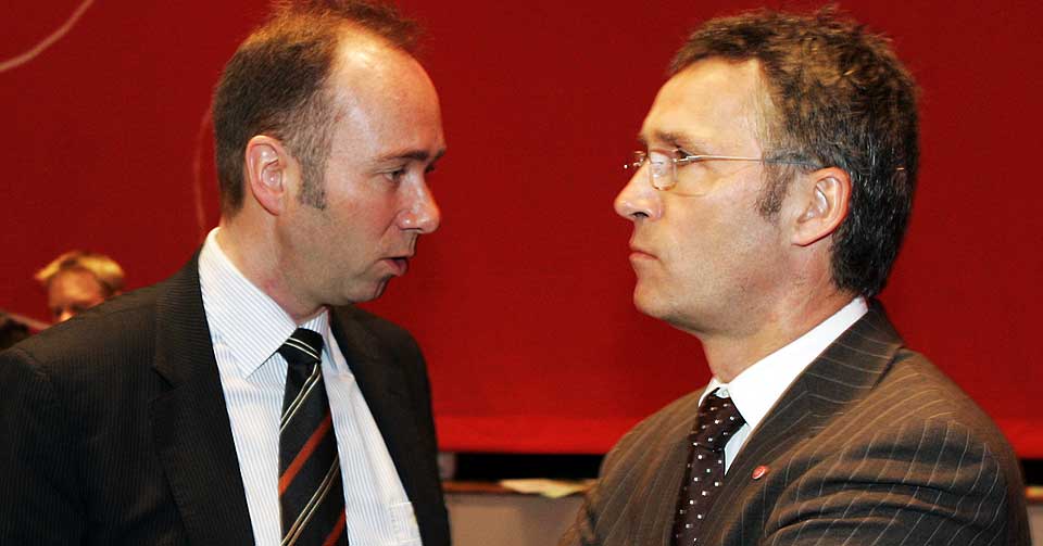 BOIKOTT ELLER IKKE? Kulturminister Trond Giske vil vurdere boikott, statsminister Jens Stoltenberg sier det ikke har v�rt et tema for regjeringen.