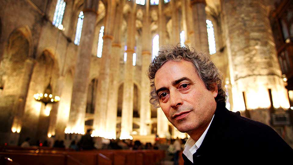 SPANSK SUKSESS: Barcelona-forfatteren, Ildefonso Falcones, har solgt millioner av eksemplarer av debutboka i hjemlandet.