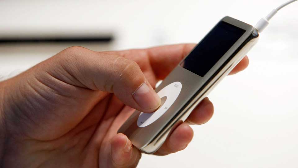 DIGITAL GENERASJONSKL�FT: 95 av unge briter har kopiert musikk ulovlig, viser en ny unders�kelse. Foto: SCANPIX