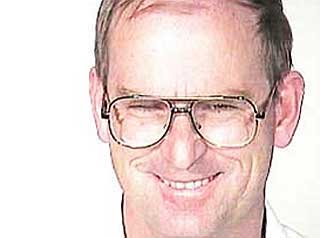 IDENTIFISERT SOM MANNEN TIL 16-�RING: Dale Barlow.