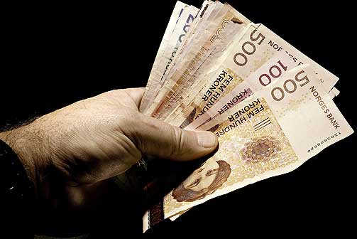 DYRERE L�N:Mange banker setter n� opp boligl�nsrentene.