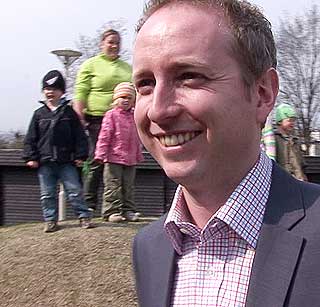 IVRIG TILHENGER: - Nasjonal og internasjonal forskning viser at barnehage gir barn en god start i livet og forsprang p� skolen, sier kunnskapsminister B�rd Vegar Solhjell til Dagbladet.no.