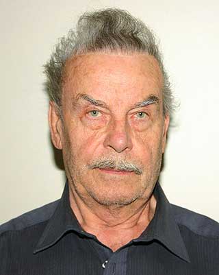 TILST�TT: Josef Fritzl (73) har tilst�tt � ha holdt datteren sin fanget i 24 �r.