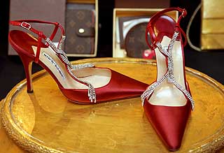 SKO: Detaljhandelen i SSBs indeks best�r blant annet av sko. Her et par fra Manolo Blahnik's.