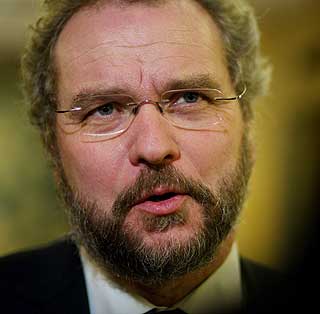 NEI TIL FRP: Venstre-leder Lars Sponheim nekter � samarbeide med FrP.