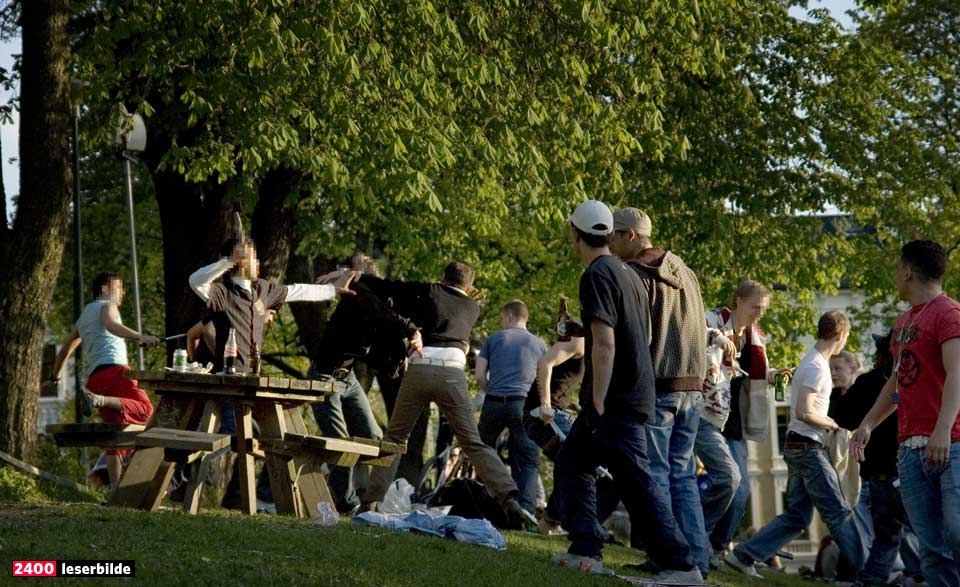 FLERE P�GREPET: Minst tre personer er s� langt p�grepet etter det alvorlige sammenst�tet i Sofienbergpakren.