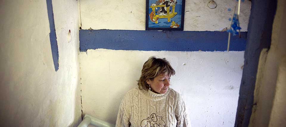 FORS�KER � LEVE NORMALT: Etter farens d�d i 1999, �nsker Lydia Gouardo � leve et mest mulig normalt liv. Hun bor fremdeles i barndomshjemmet og har f�tt to barn med en ny kj�reste. Det var han som oppfordret Lydia til � anmelde forholdene.