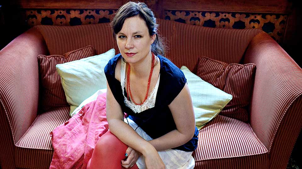 I OSLO: Sara Stridsberg, vinner av Nordisk R�ds litteraturpris 2007, var i Oslo i g�r for � lansere den norske oversettelsen av �Dr�mfakulteten� - en fri fortelling om Valerie Solanas som utga SCUM- manifestet og skj�t Andy Warhol.