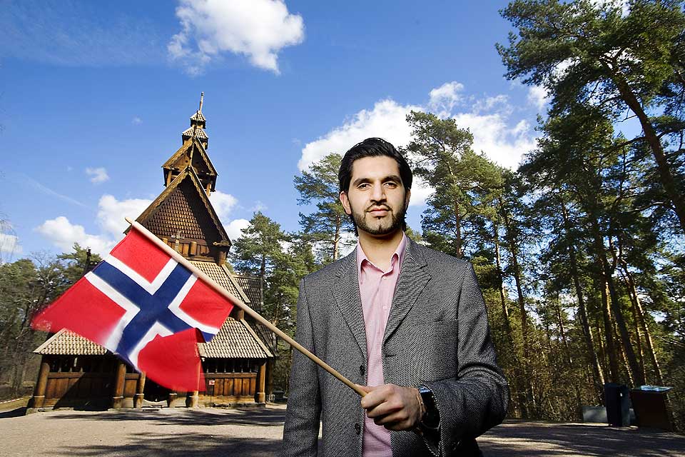 Ypperstepresten: Nei til homoekteskap, nei til l�ssluppen sexundervisning p� skolen, nei til enhetsskolen i det hele tatt. Ja til kjernefamilien, ja til konservative, religi�se leveregler. Muslim Mohammad Usman Rana mener hans Norge ville blitt et mer rasjonelt samfunn.