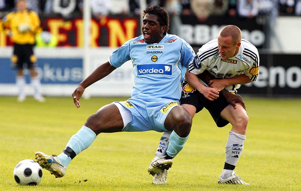 FIKK JULING: Olivier Occean og Lillestr�m ble rundjult og ydmyket av et spillesugent Rosenborg p� Lerkendal.