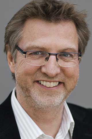 INGEN DIALOG: Kommunikasjonsdirekt�r Ove Nilsen i Avinor avviste i g�r at det finnes en dialog mellom partene i l�nsstriden.