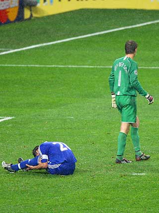 FEIL MANN: John Terry skulle egentlig ikke tatt denne straffen.