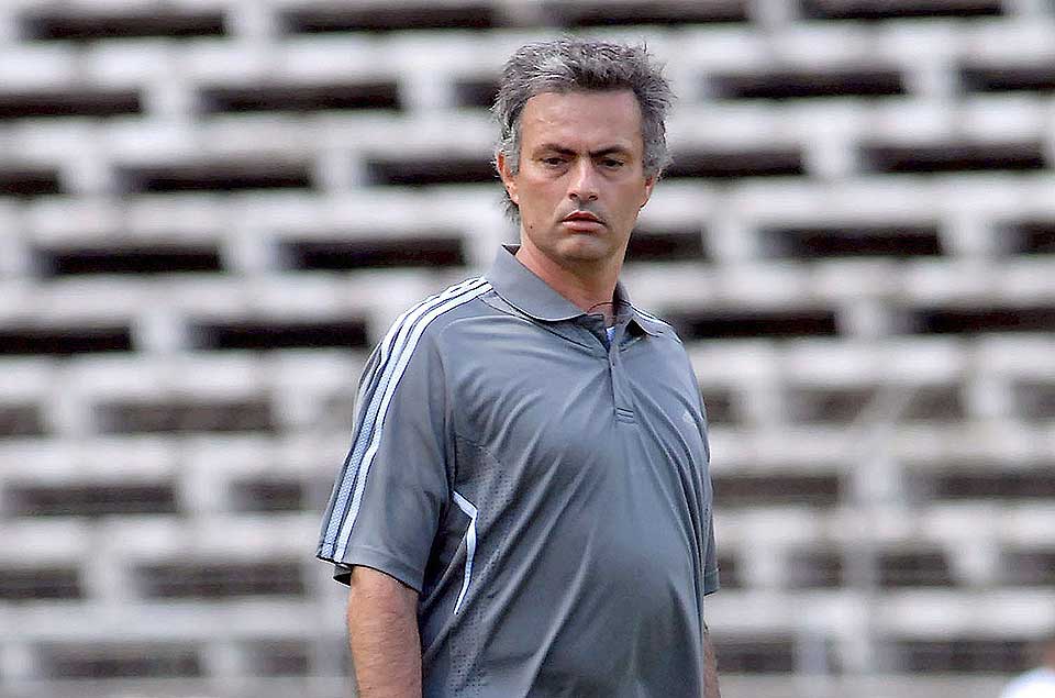 P� TIDE � V�KNE: Ferien er slutt for Jos� Mourinho. I morgen gir han sine f�rste intervjuer som sjef for de italienske seriemesterne i Inter Milan.