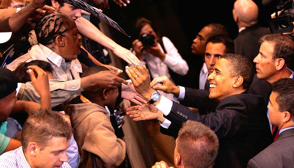 VINNER:  Barack Obama kunne feire seieren i nominasjonskampen i natt.