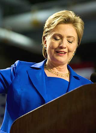 VISEPRESIDENTKANDIDAT?: Hillary Clinton kan g� fra � v�re rival til alliert.