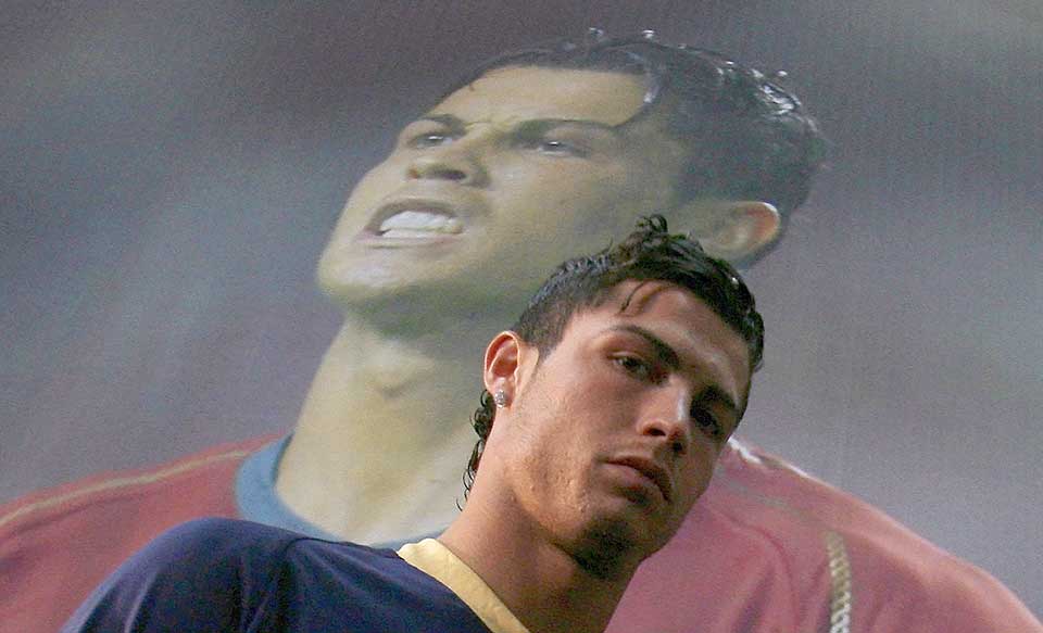 � NEI! Cristiano Ronaldo bekrefter omsider at han �nsker � spille for Real Madrid, og hvis det blir noe av, m� Manchester United-manager Alex Ferguson gj�re en skikkelig jobb p� overgangsmarkedet i sommer.