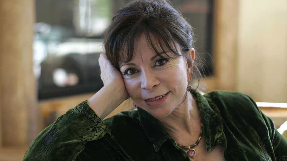 FRITTALENDE: Isabel Allende (f�dt 1942) tilkjenner synspunkter p� alt fra Bush og evangelister, til celebriteter og livskunst.
