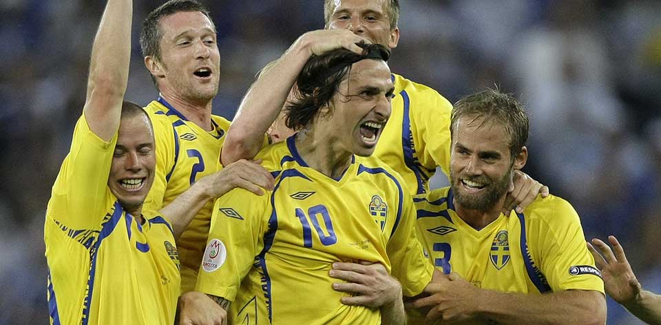 STOPPET M�LT�RKEN: Zlatan Ibrahimovic scoret sitt f�rste landslagsm�l p� 972 dager.